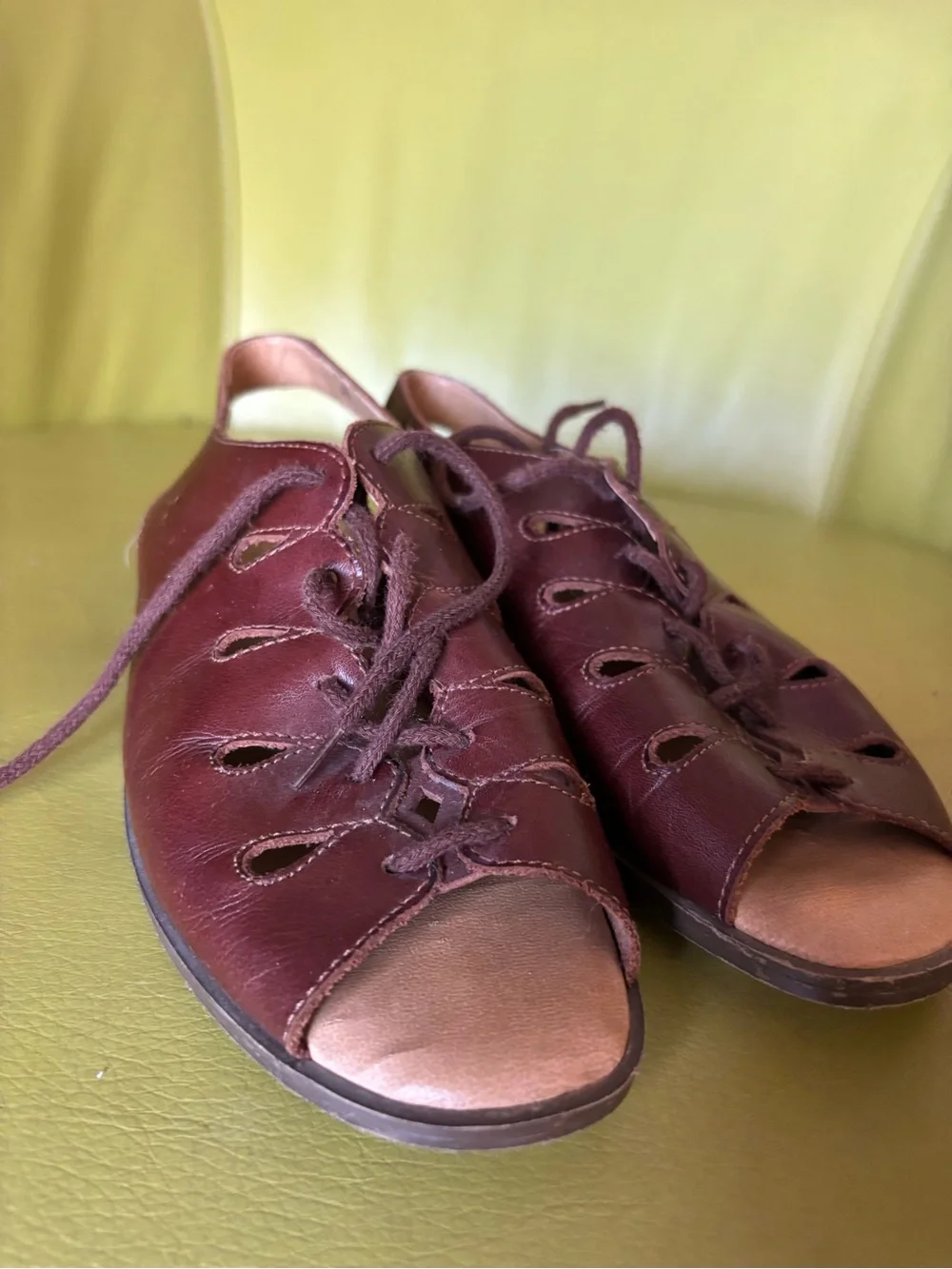 Vintage Bruno Valenti Brown Leather Lace Up Cutout Sandals Made in Brazil Size 7